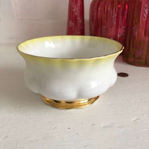 RAINBOW ROYAL ALBERT YELLOW SUGAR BOWL